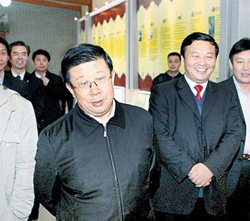 2010年1月19日，时任江苏省常委、常务副省长赵克志视察金沙js。